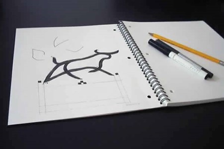دیزاین لوگو به کمک مداد 